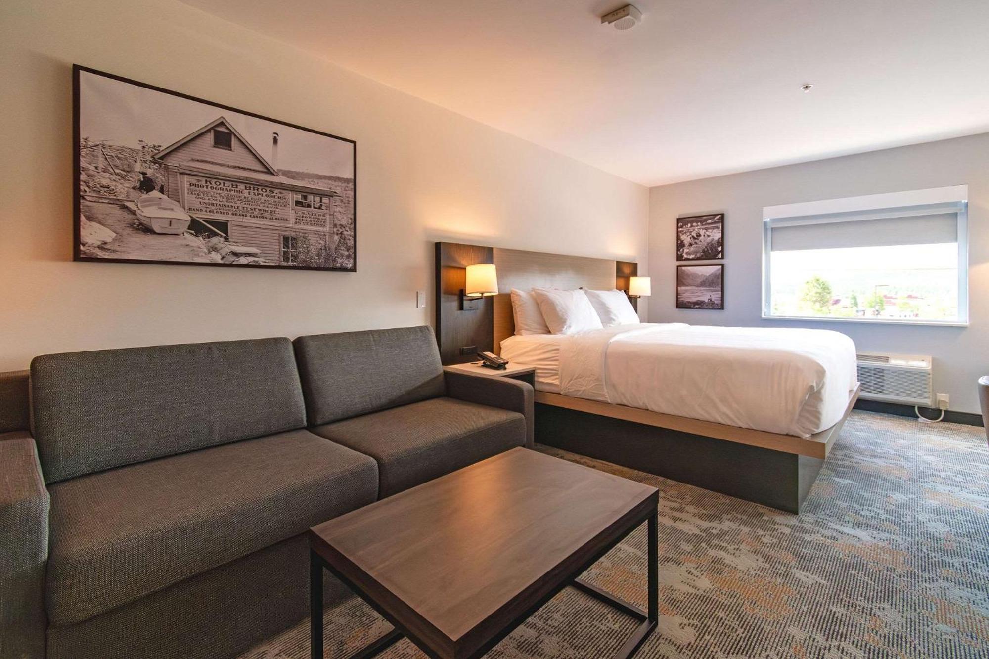 The Ellsworth Hotel, Ascend Collection Hotel Williams